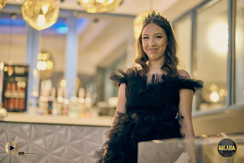 Un zambet de nota 10