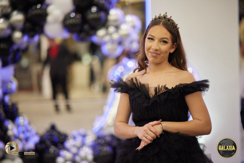 frumoasa fata - frumoassa varsta